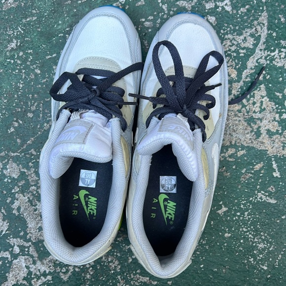 Nike Air Max - Picture 1 of 4